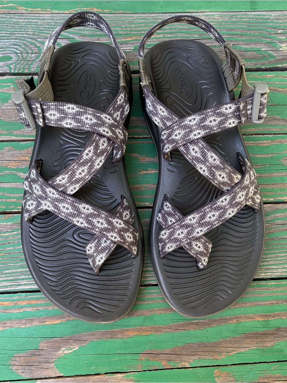 Chaco Womens ZVolv 2 Nova Gray Outdoor Hiking Water Sandals Sz 8